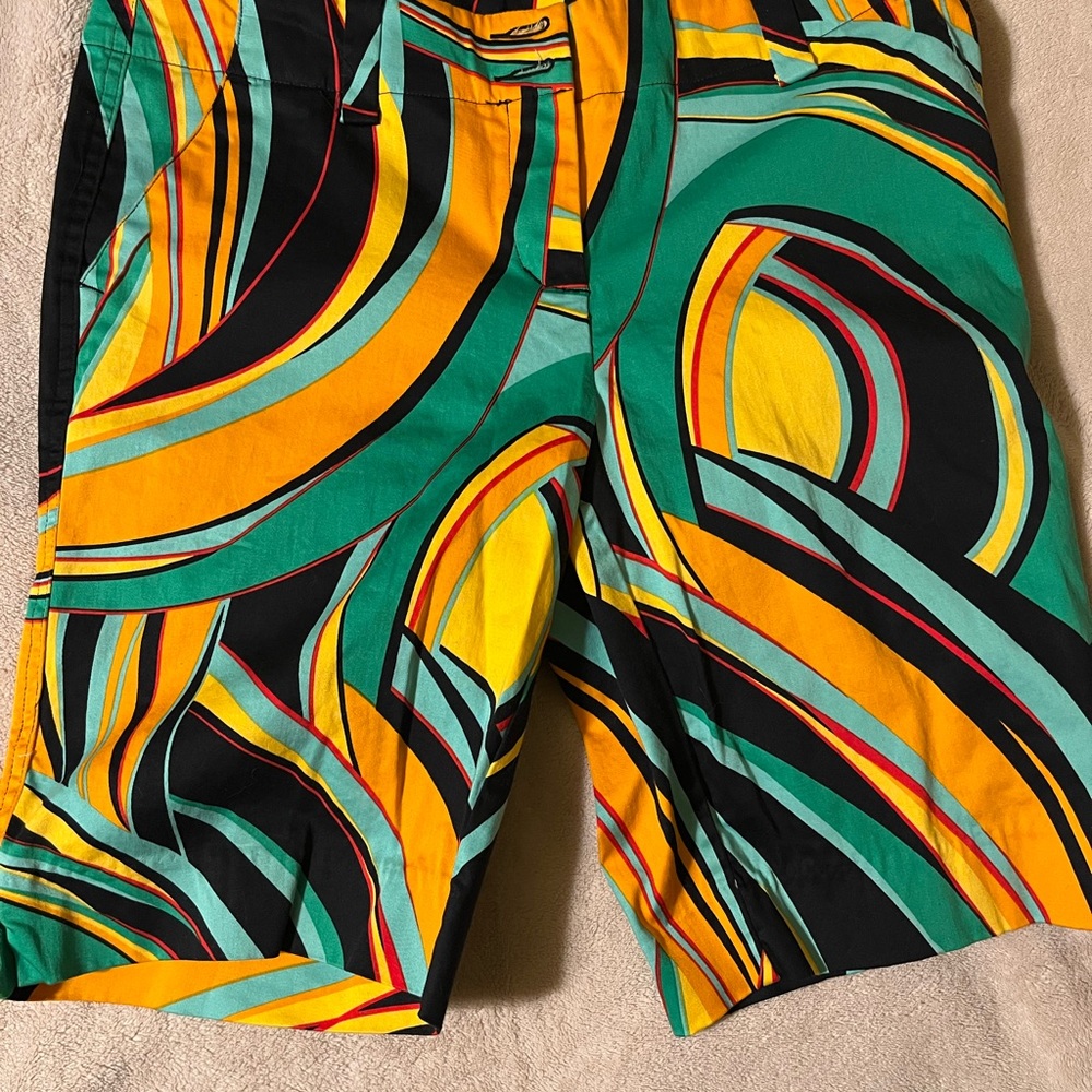 Loudmouth Ladies size 8 bermuda golf shorts